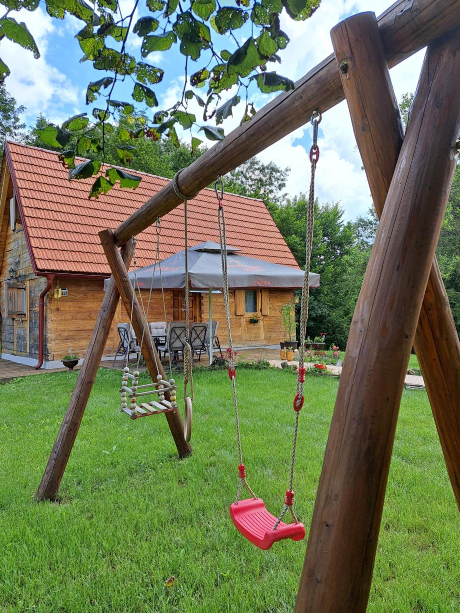Guest House Mihovil Slunj Exterior foto